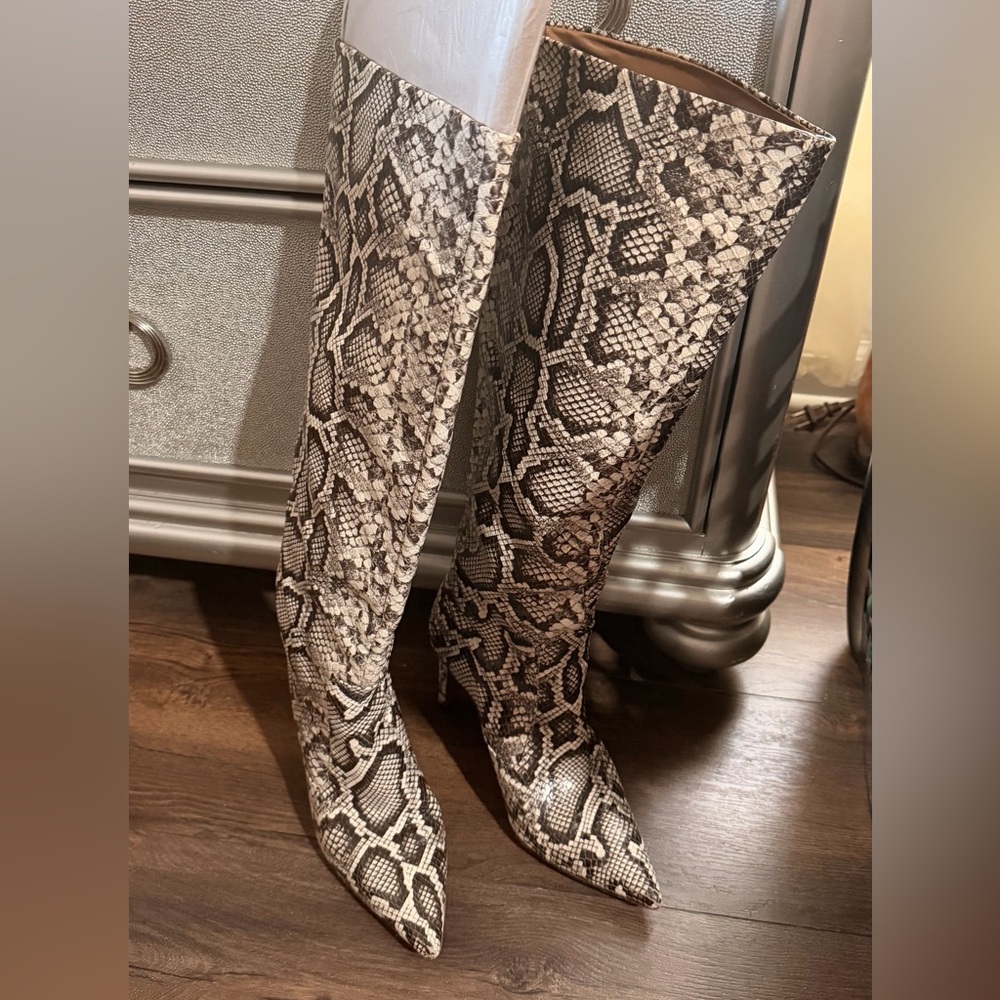 Zara Snakeskin Heeled Boots - Black and Cream